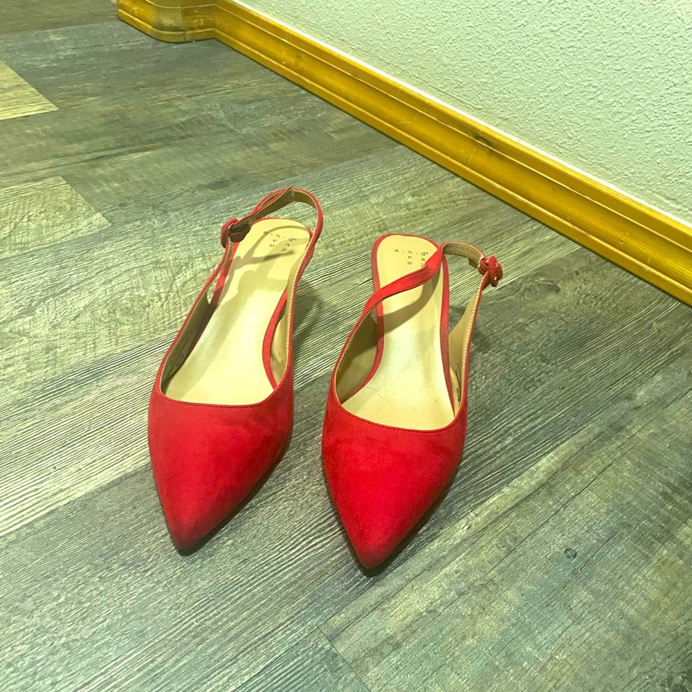 Red kitten heel sling backs 7.5 wide